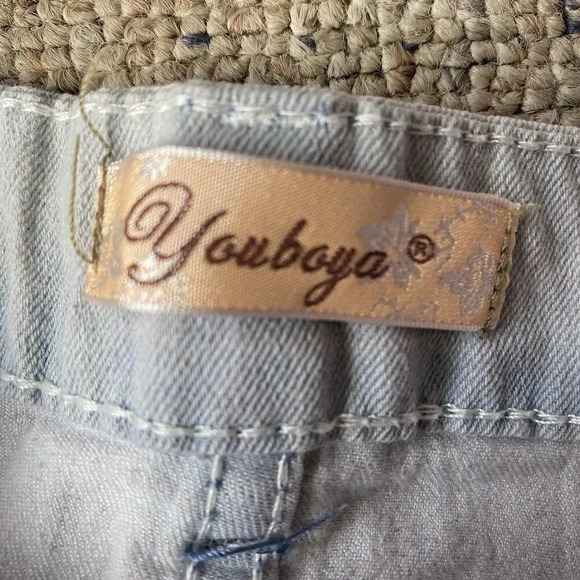 Youboya Y2K Women’s Mid Rise Jeans Size 34/M Light Wash Gray Lace Fairy Pockets - Picture 2 of 9